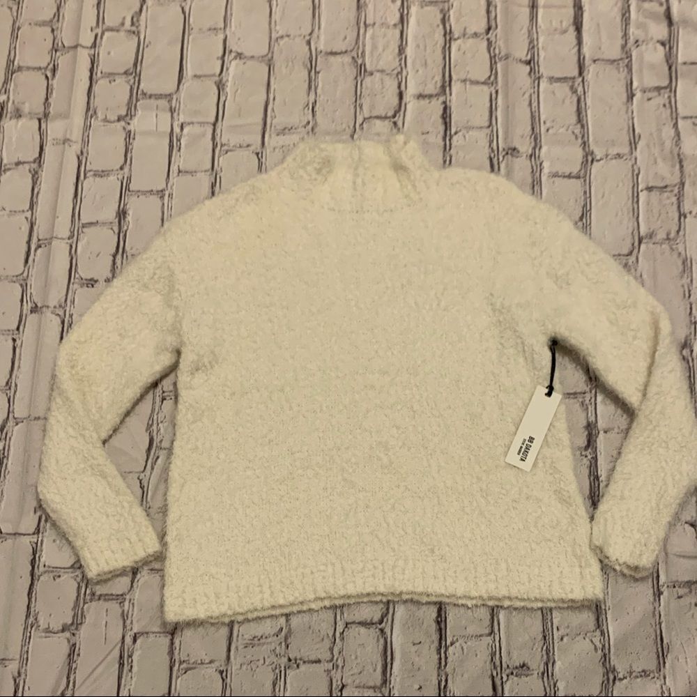 BB Dakota  Cozy Crew Neck Ivory Sweater NWT - Picture 2 of 5